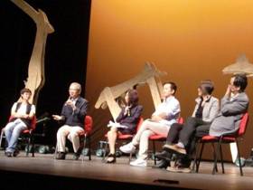 Photo showing the EOC Chairperson, Mr. LAM Woon-kwong, and other five members at the panel discussion