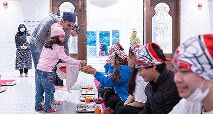 The Equal Opportunity Youth Ambassadors enjoyed the traditional food at the Sikh Temple.